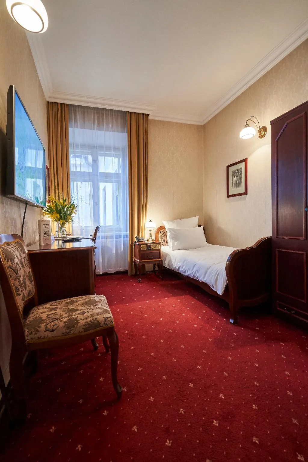 SINGLE STANDARD Room, Pollera, Krakow