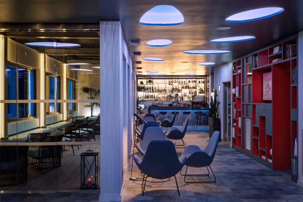 Bar, iQ Hotel Milano, Milan