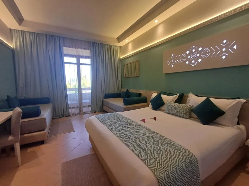 QUADRUPLE STANDARD Room, Aqua Mirage Club & Aqua Parc - All Inclusive, Marrakech