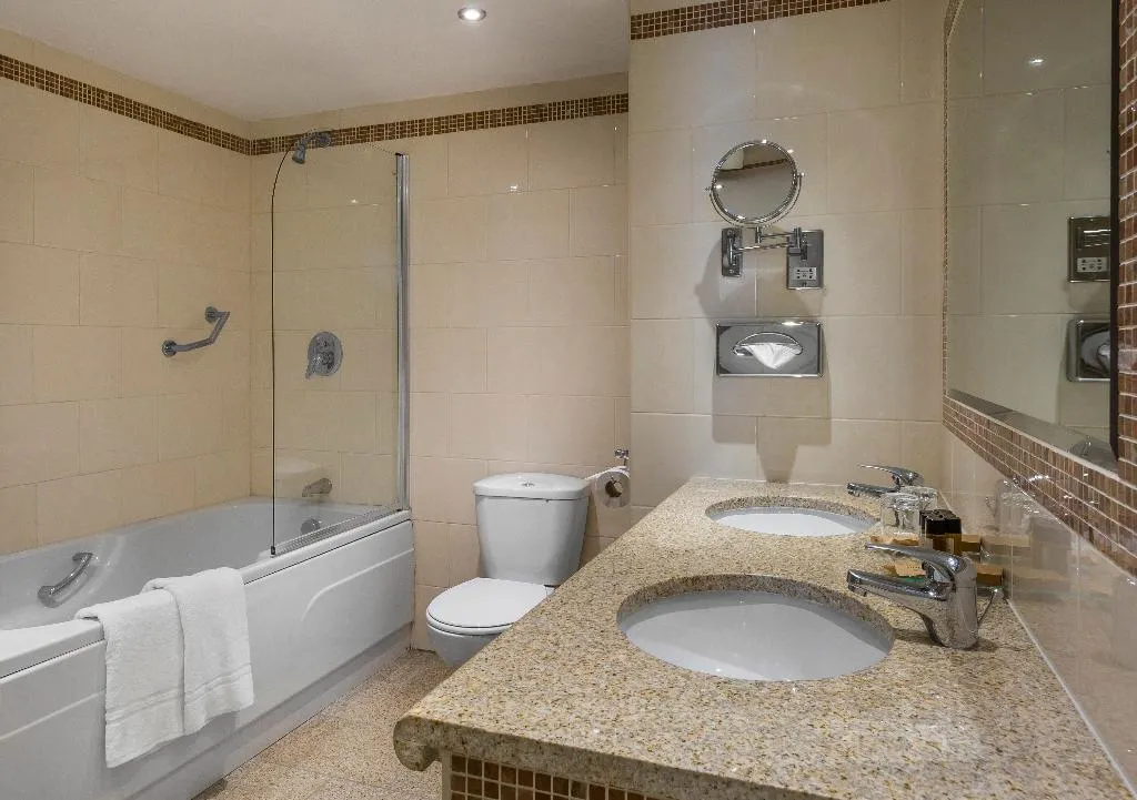 TWIN EXECUTIVE Room, Bonnington Dublin, Dublin