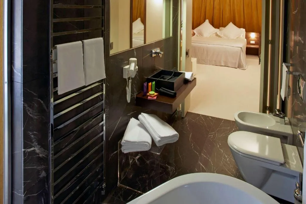 JUNIOR SUITE KING SIZE BED Room, Devero Hotel & Spa, BW Signature Collection, Milan