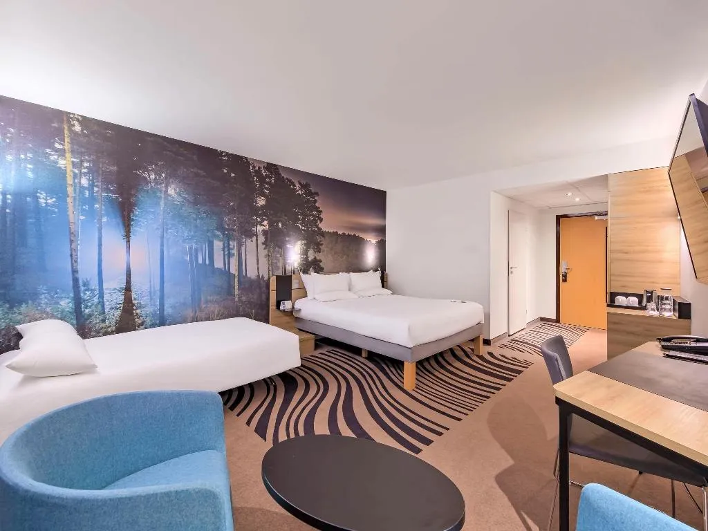 DOUBLE QUEEN SIZE BED Room, Novotel Krakow Centrum, Krakow