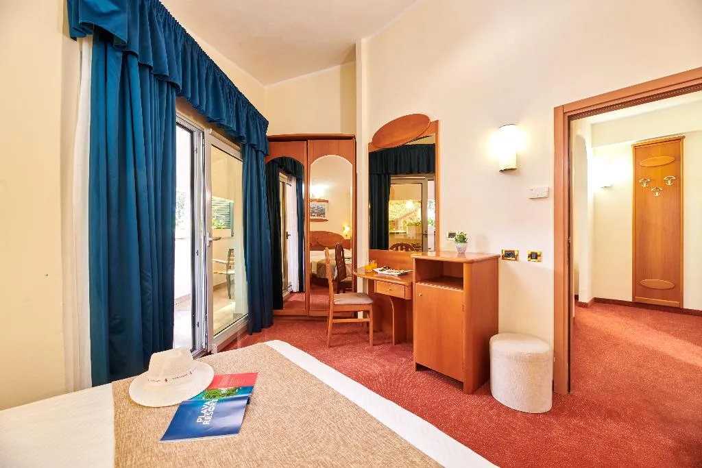 FAMILY ROOM CLASSIC WITH BALCONY Room, Villa Galijot Plava Laguna, Istria