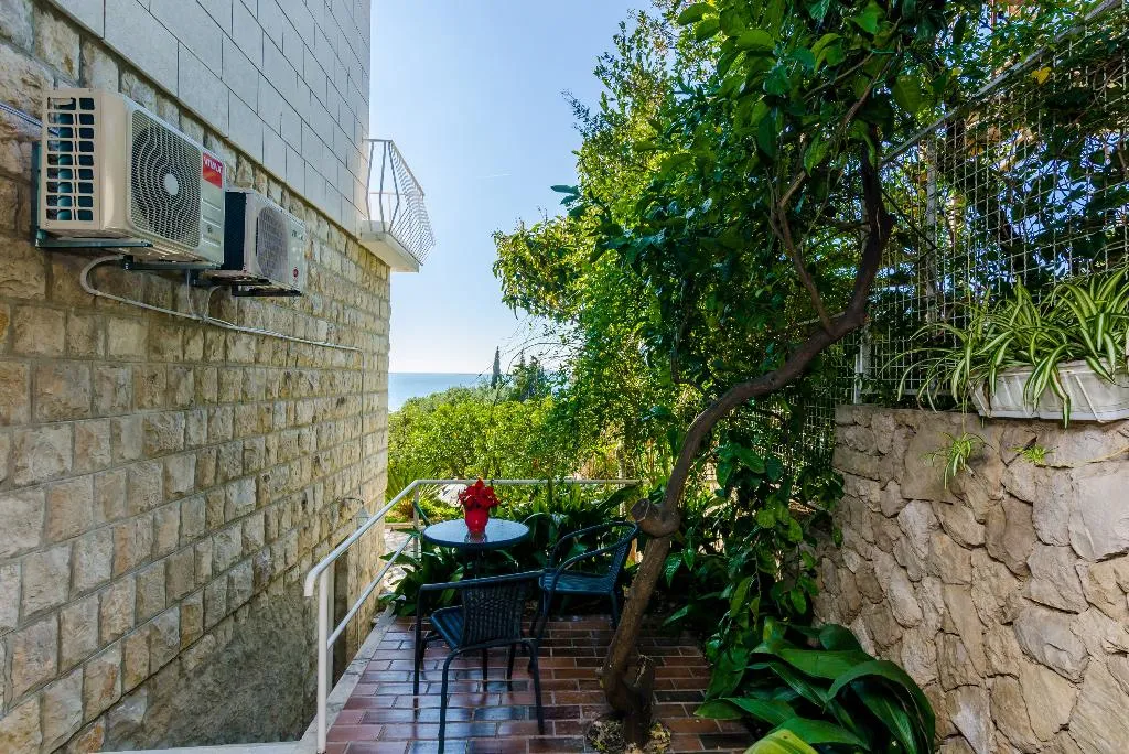 Terrace, Guest House Villa Nina, Dubrovnik