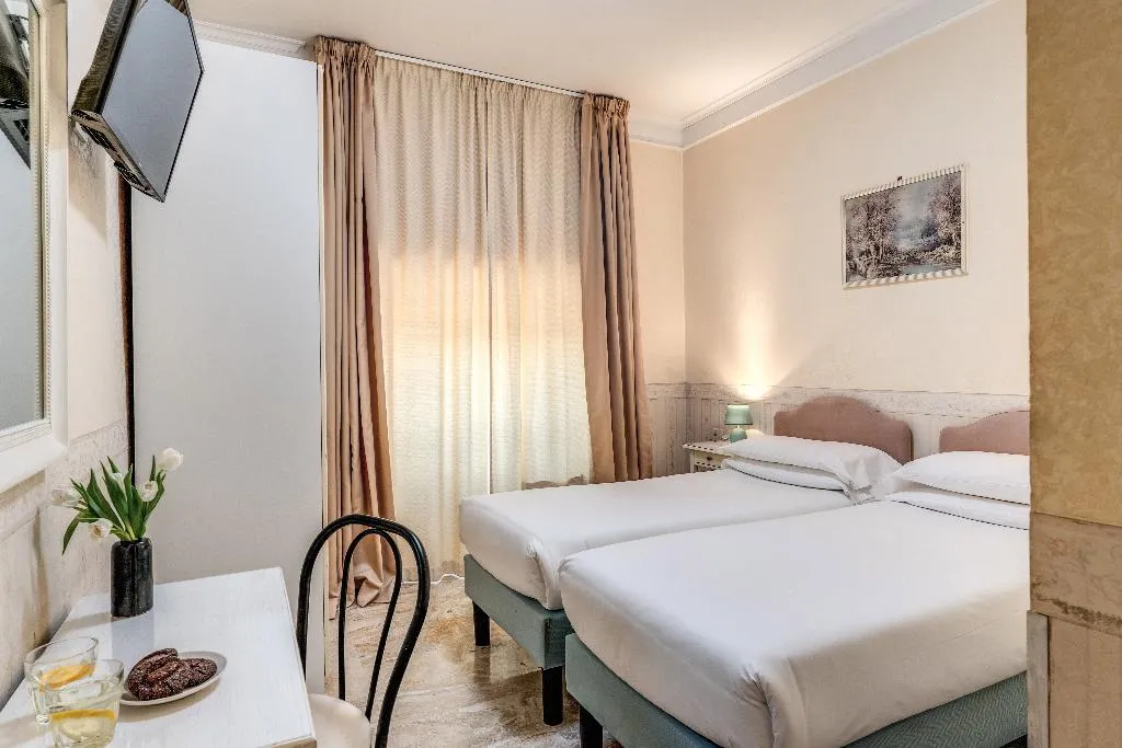 DOUBLE STANDARD Room, Hotel Orazia, Rome