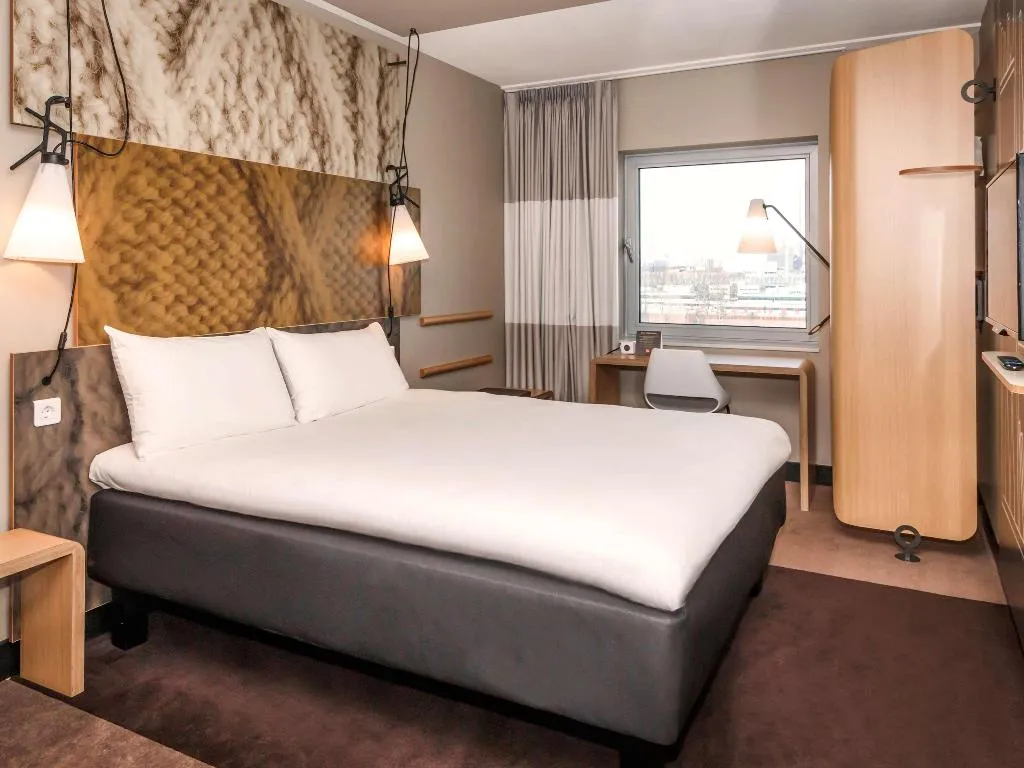 DOUBLE BUSINESS Room, Ibis Amsterdam City West, Amsterdam