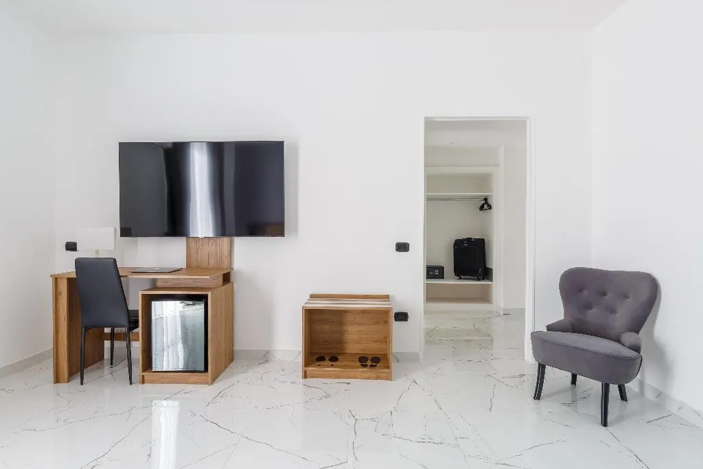 SUITE MOUNTAIN VIEW Room, Sant'Angelo Suites, Naples