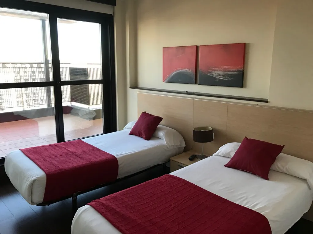 APARTMENT CAPACITY 6 Room, Valencia Rental, Valencia