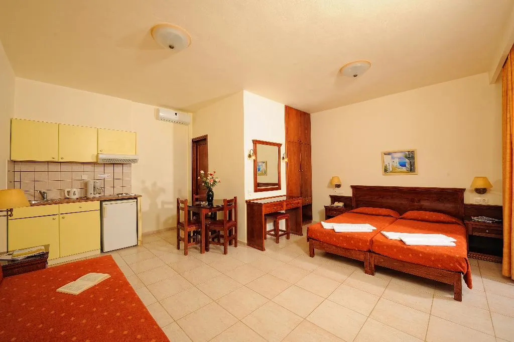 STUDIO CAPACITY 3 Room, Maria Lambis, Crete