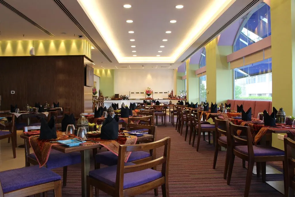 Restaurant, J5 Rimal Hotel Apartments, Dubai