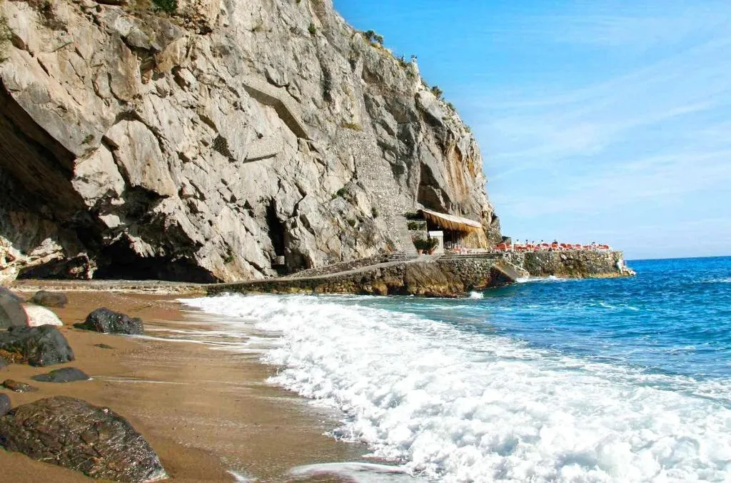 Beach, Il San Pietro, Naples
