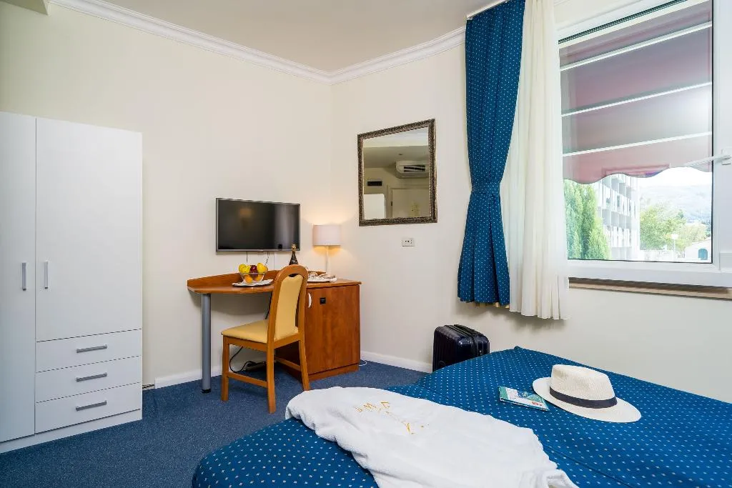 DOUBLE STANDARD Room, Boutique & Beach Hotel Villa Wolff, Dubrovnik