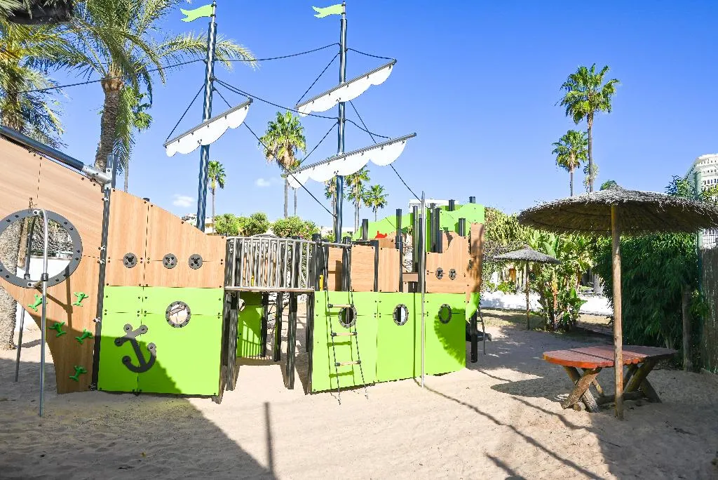 Sports and Entertainment, HL Miraflor Suites, Gran Canaria