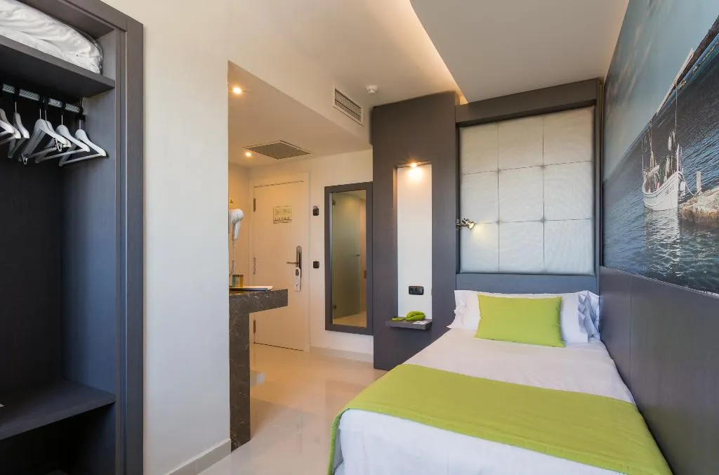 SINGLE SUPERIOR Room, The Ibiza Twiins, Ibiza