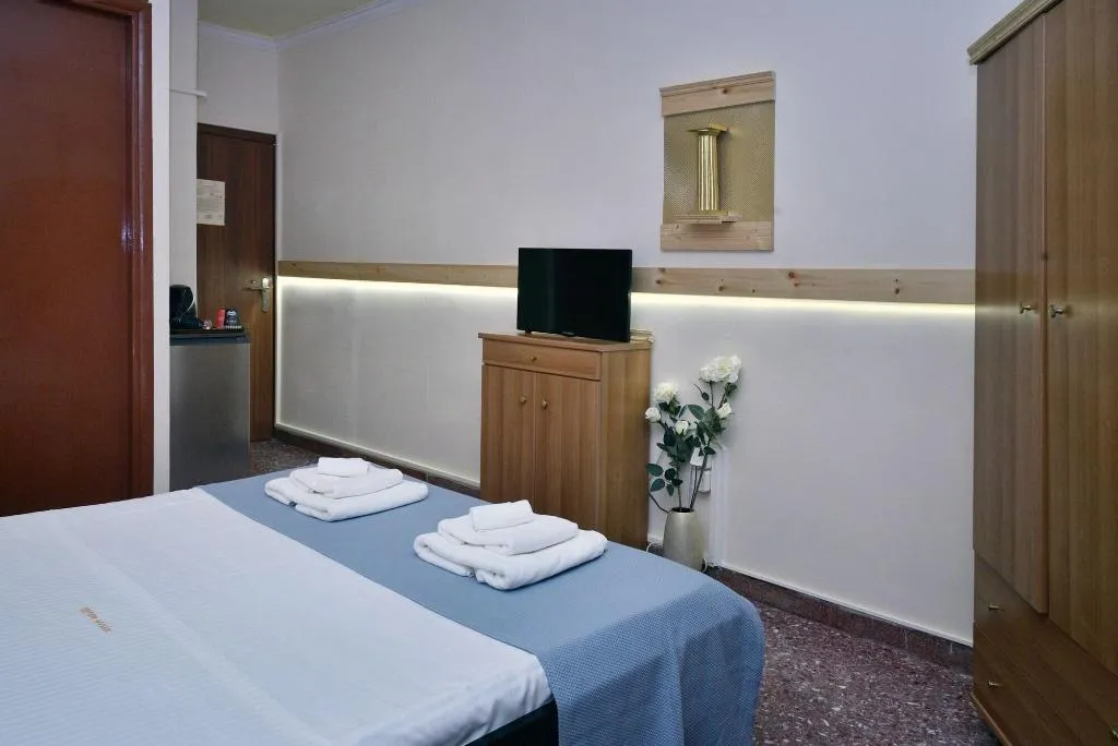 Room, Nikolas Rooms, Crete