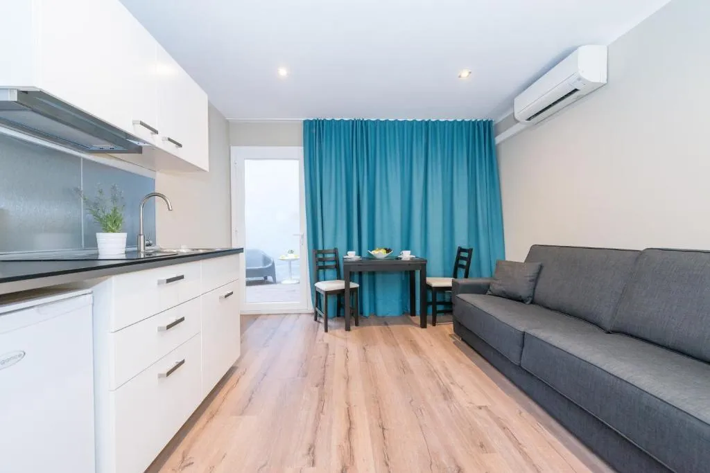 APARTMENT CAPACITY 2 ONE BEDROOM Room, Senator Barcelona Apartments, Barcelona