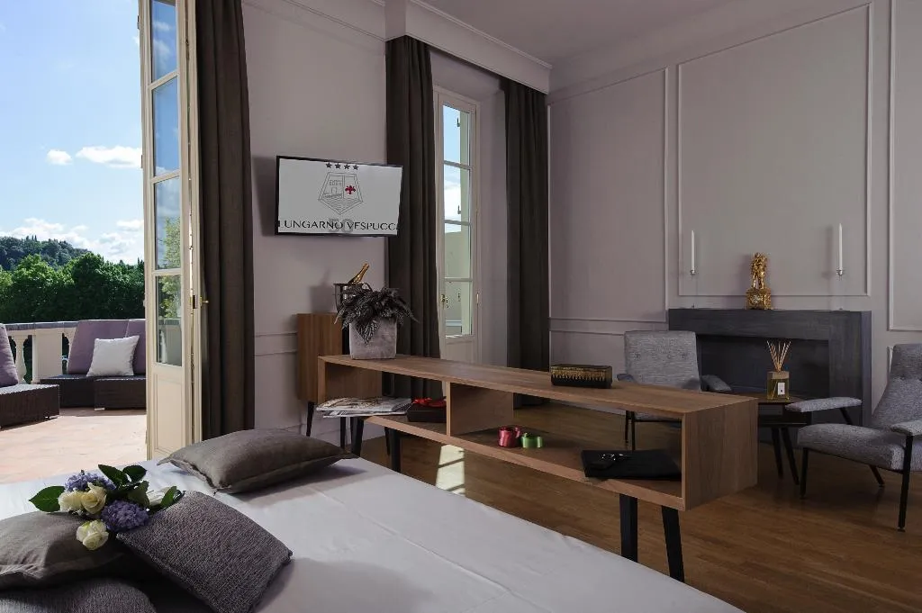SUITE WITH TERRACE Room, Hotel Lungarno Vespucci 50, Florence