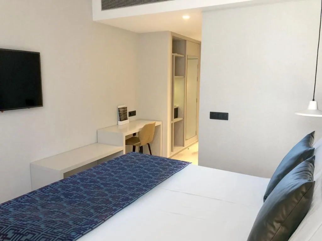 Room, Catalonia Porto, Porto