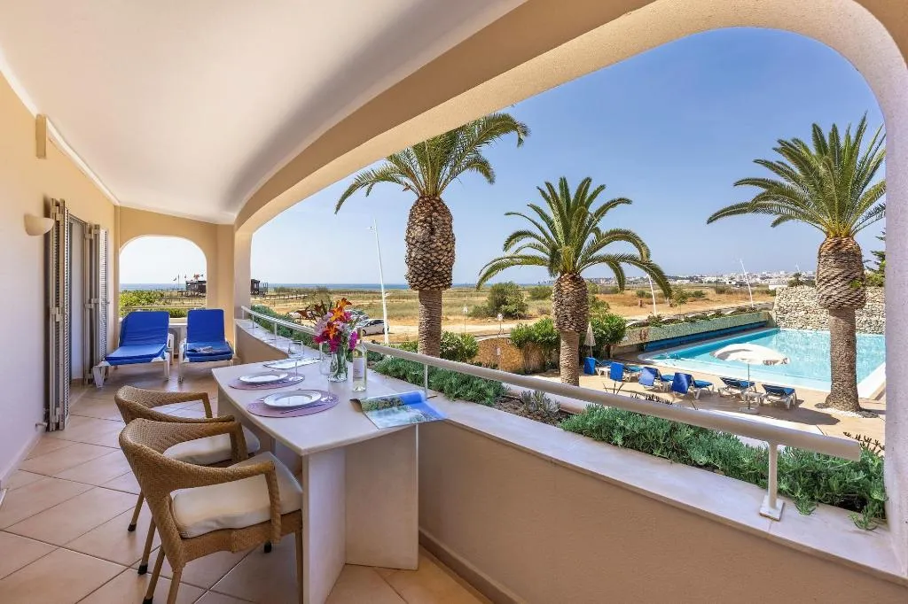 Room, Vila Palmeira, Algarve