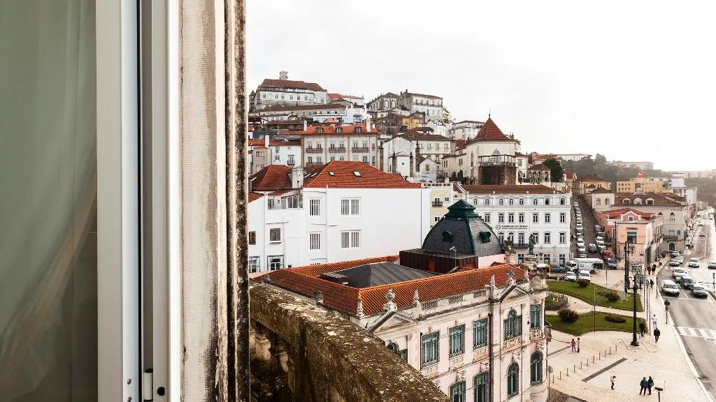 Room, Astoria - Coimbra, Madeira