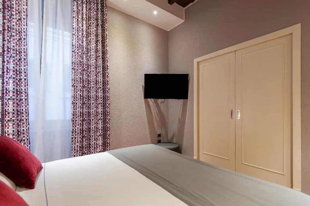 JUNIOR SUITE STANDARD Room, Delle Nazioni, Rome