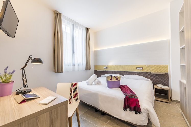 Camplus Guest Palermo, Catania