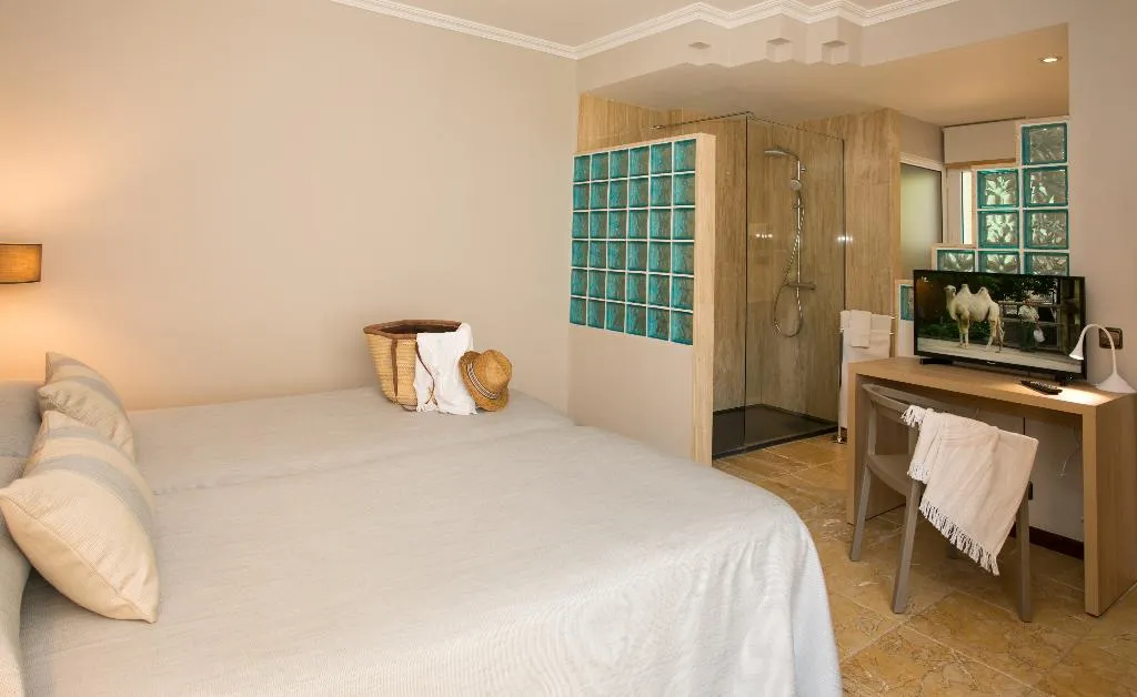 SUITE PRESTIGE Room, Minura Cala Galdana & Apartamentos d´Aljandar, Menorca
