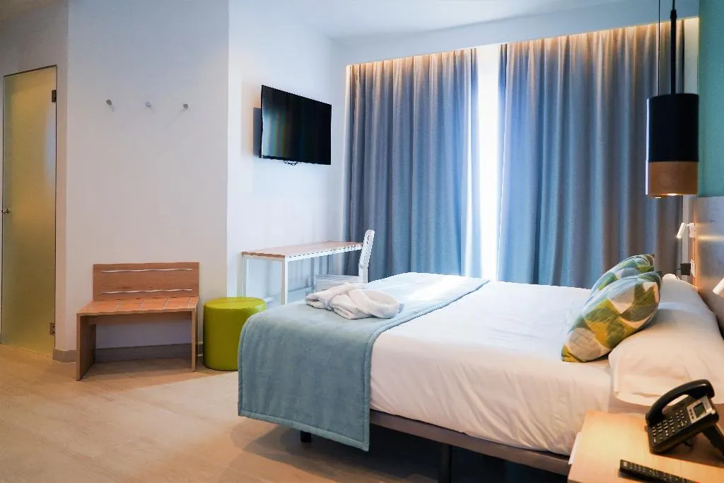 Double or Twin SUPERIOR Room, Seasun Aniram, Majorca