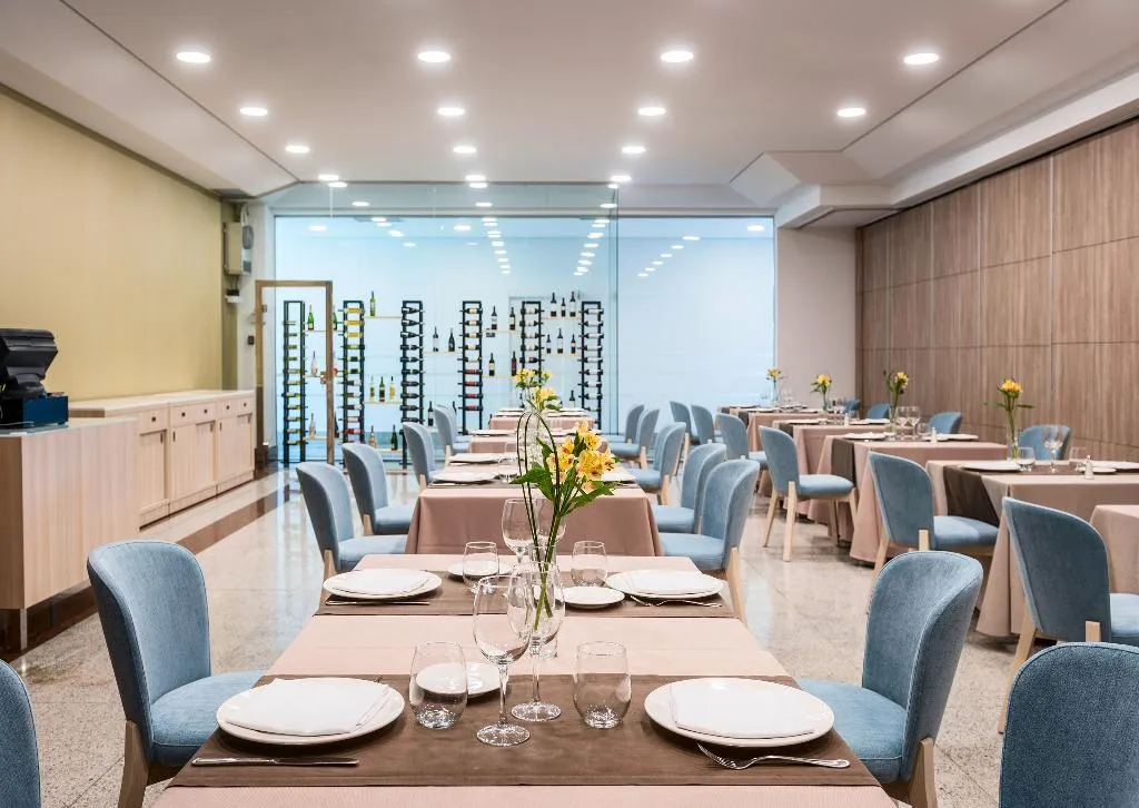 Restaurant, Guadalajara Conference Center Affiliated By Melia, Madrid