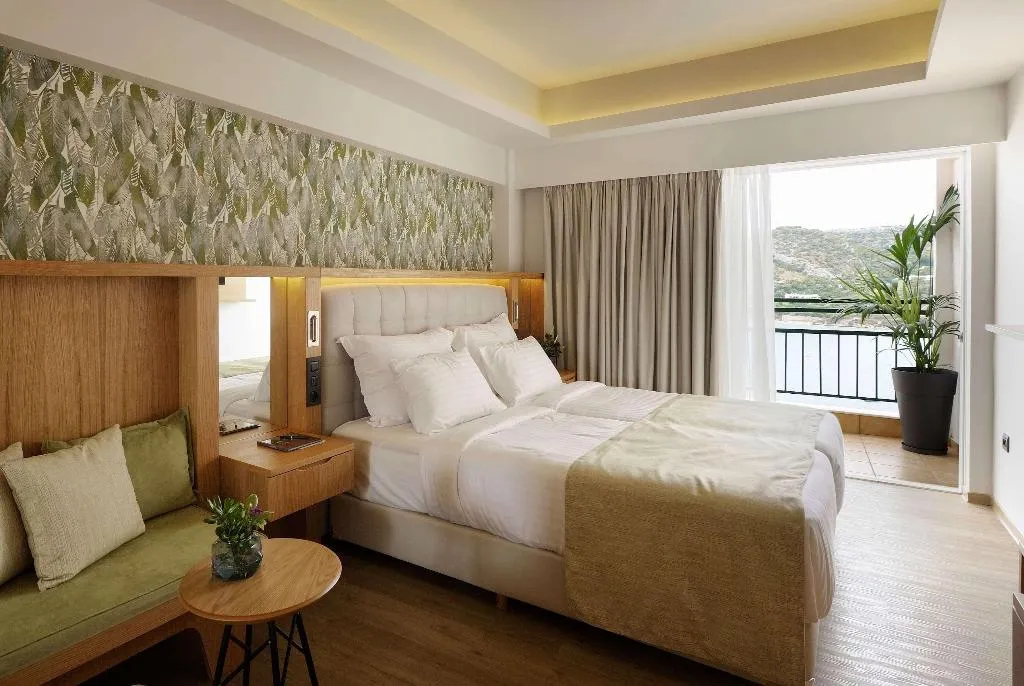 Room, Dolce Attica Riviera, Athens