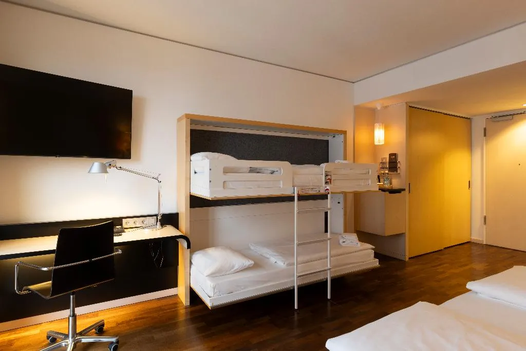 FAMILY ROOM STANDARD Room, Scandic Berlin Potsdamer Platz, Berlin