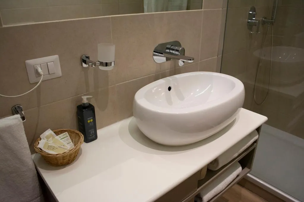 DOUBLE ANNEX Room, Eco Hotel Milano & Bioriso Restaurant, Milan