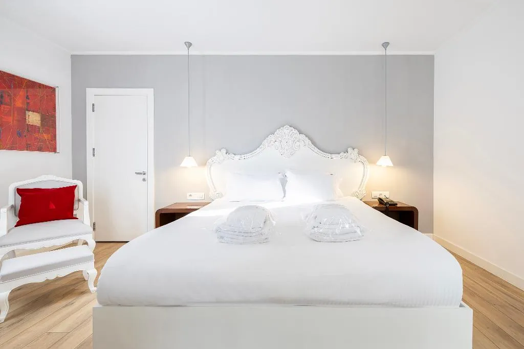 DOUBLE DELUXE Room, Beyond, Izmir