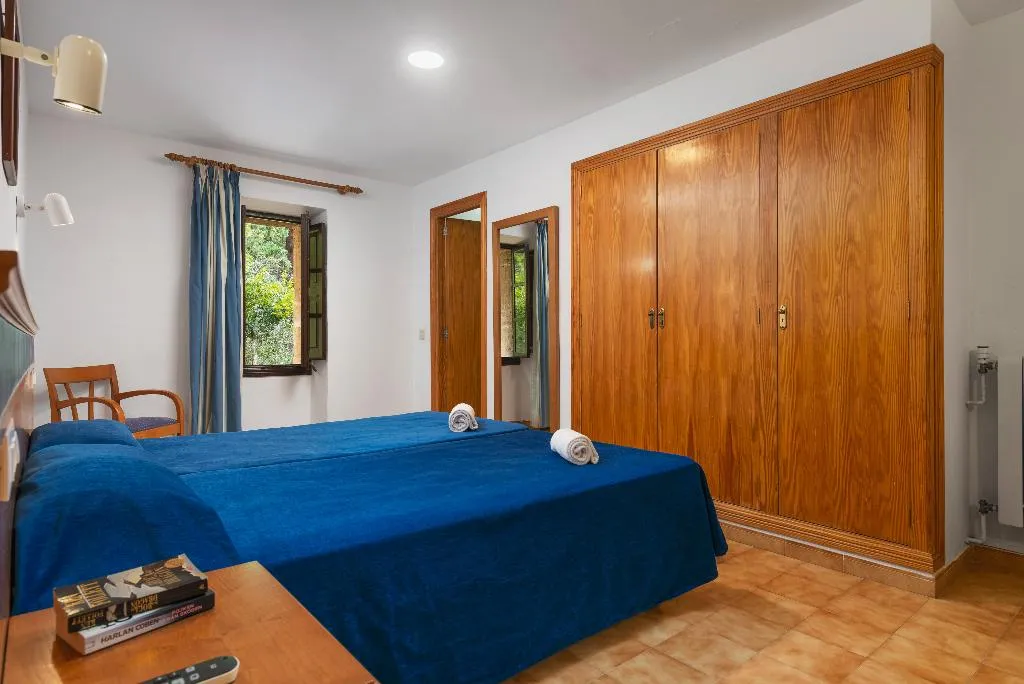 DOUBLE SINGLE USE STANDARD Room, Santuario de Lluc, Majorca