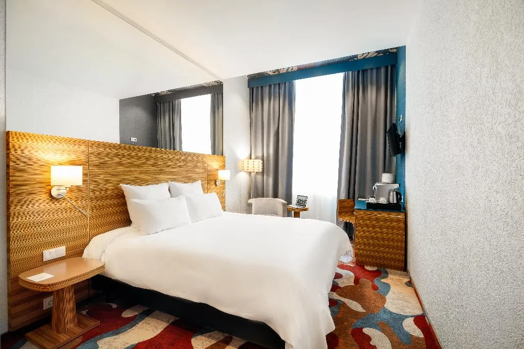 DOUBLE WITH DOUBLE BED Room, Mercure Tallinn, Tallinn