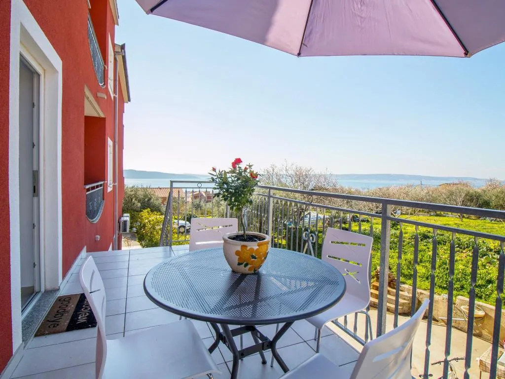 APARTMENT CAPACITY 3 Room, Apartments Dujo, Split
