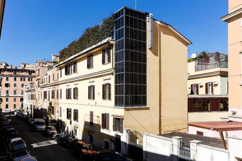 General view, Tempio di Pallade, Rome