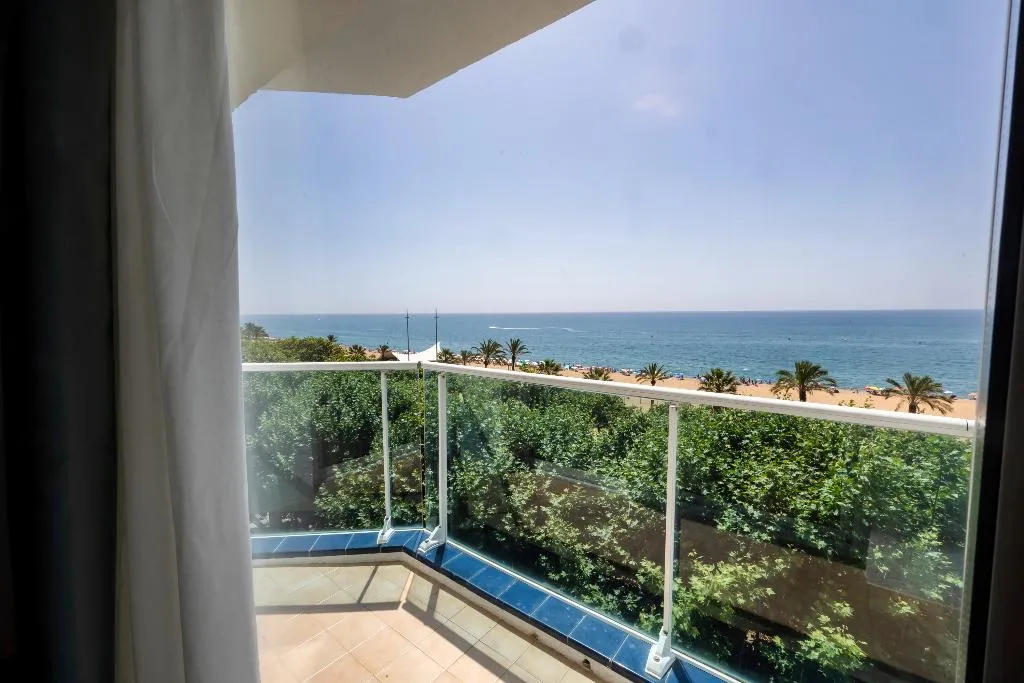 JUNIOR SUITE STANDARD Room, Hotel Calella by Beatriz Hoteles, Costa Brava