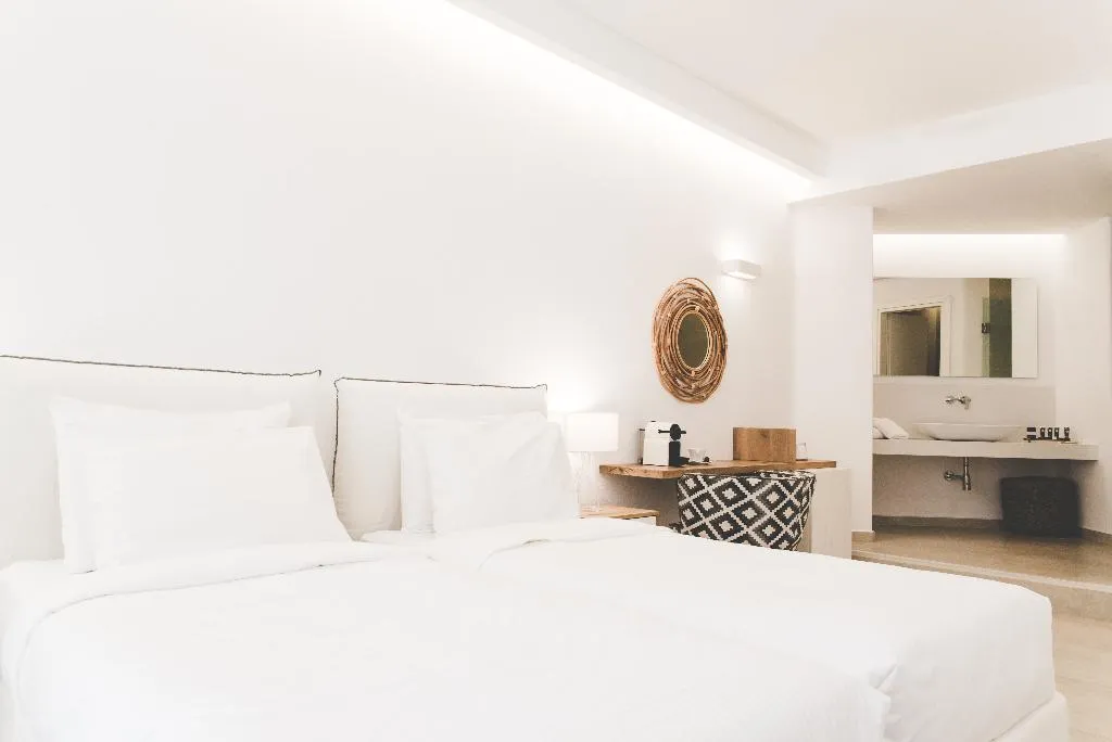 SUITE GARDEN VIEW Room, Super Paradise Hotel, Mykonos
