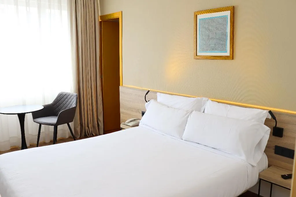 FAMILY ROOM STANDARD Room, Eurohotel Diagonal Port, Barcelona