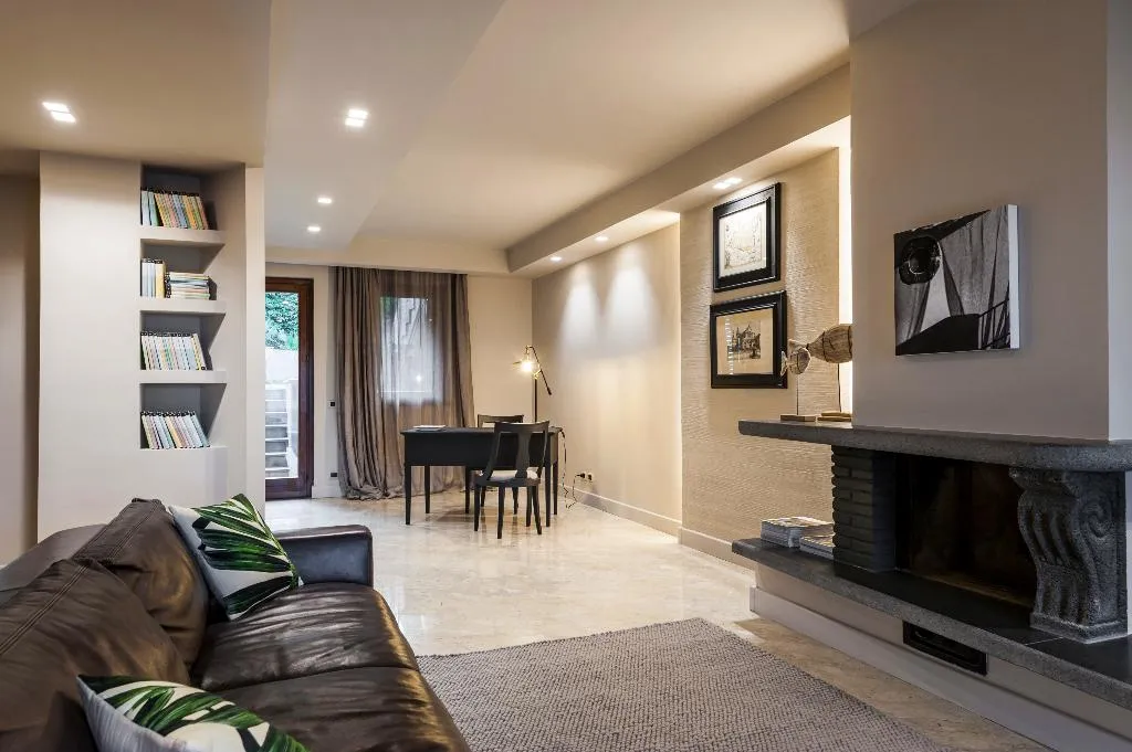 VILLA FIVE BEDROOMS Room, The Villa by Ferrini Home, Catania