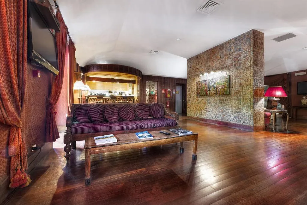 Lobby, Hotel Colony, Rome