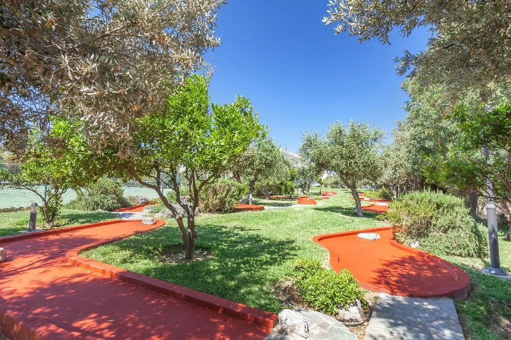 Sports and Entertainment, Platanista, Kos