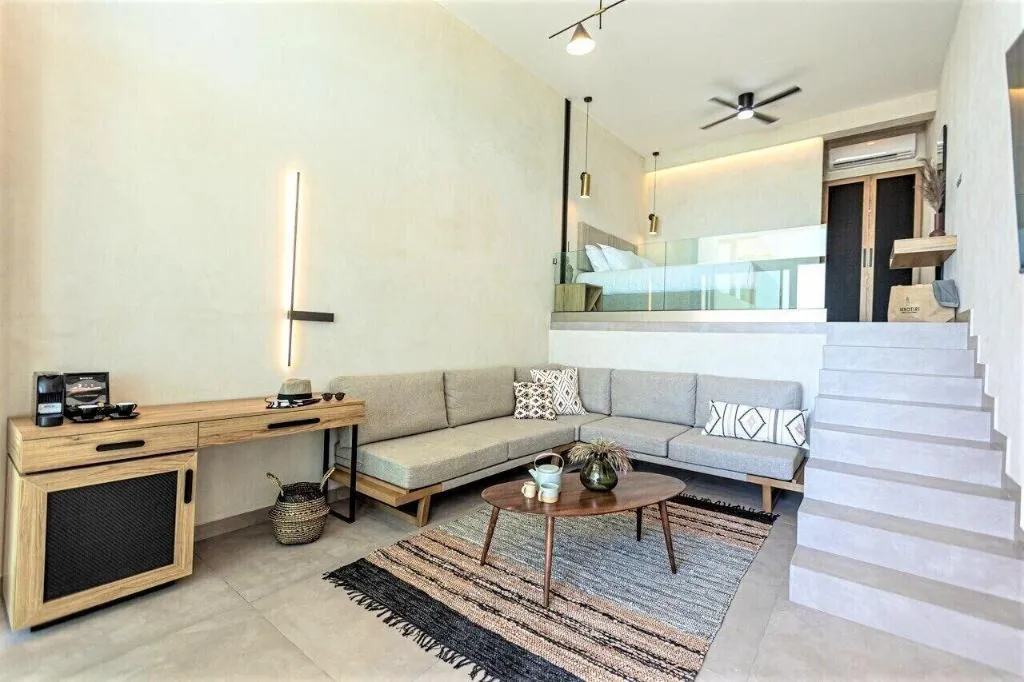 Room, Akrotiri Olympus Luxury Suites, Thessaloniki