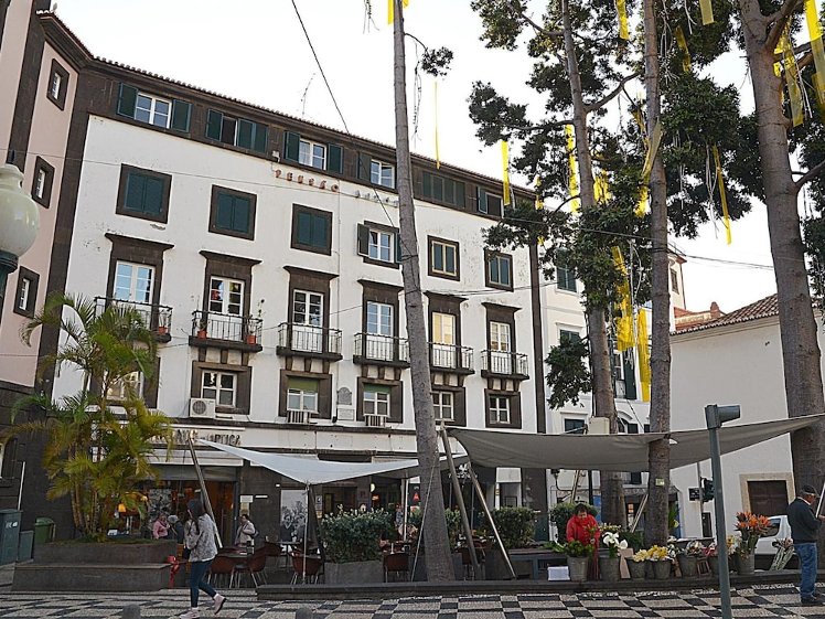 Pensão Astoria, Madeira