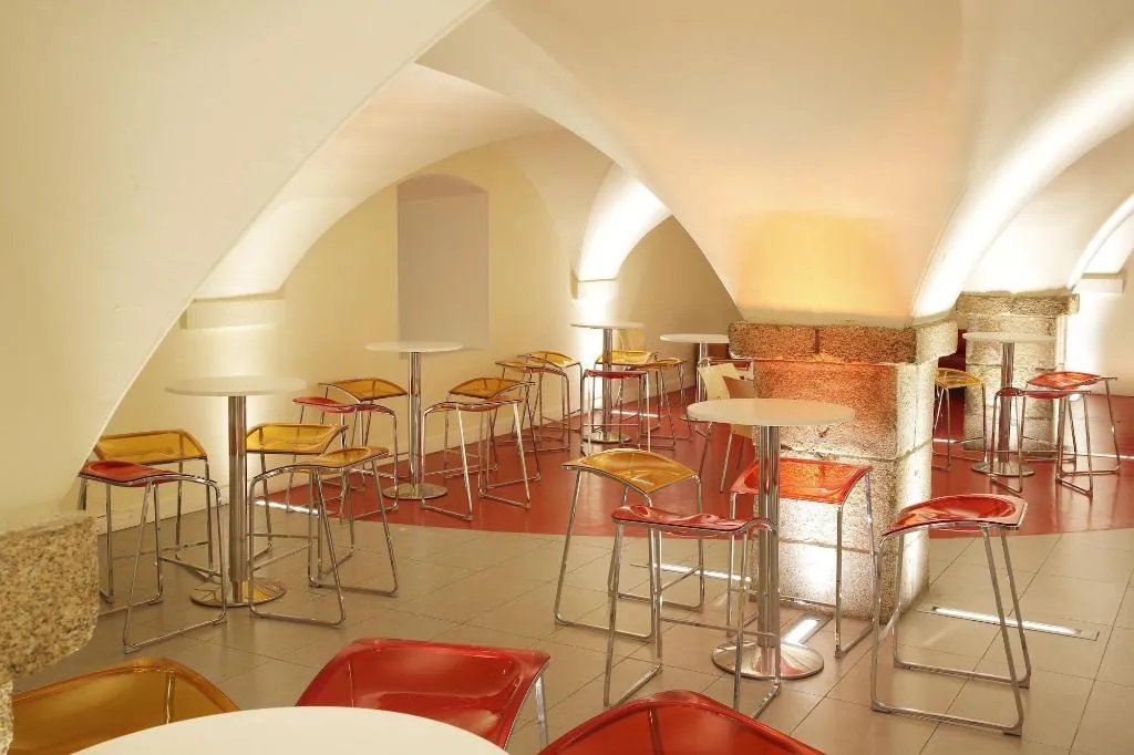 Restaurant, Trinity College Campus Accommodation, Dublin