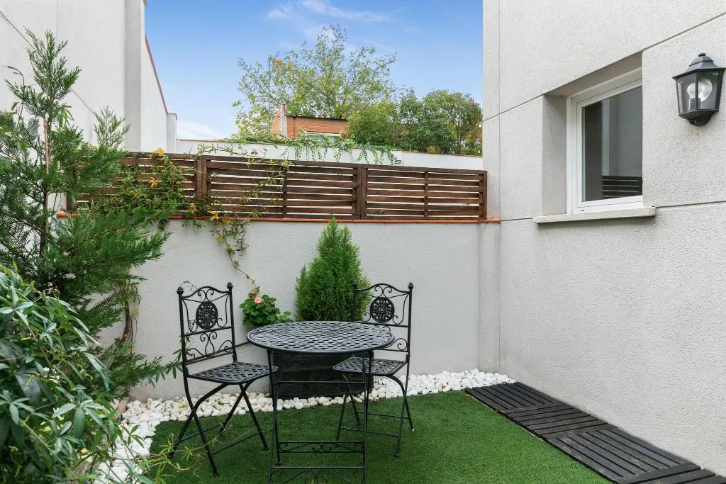 Terrace, Globales Acis & Galatea Hotel, Madrid
