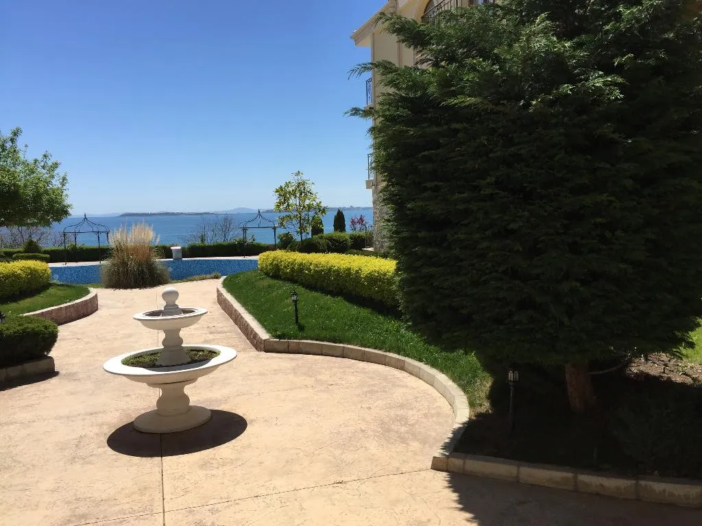 Bar, Maisonettes In Royal Bay Residence And Spa, Bourgas