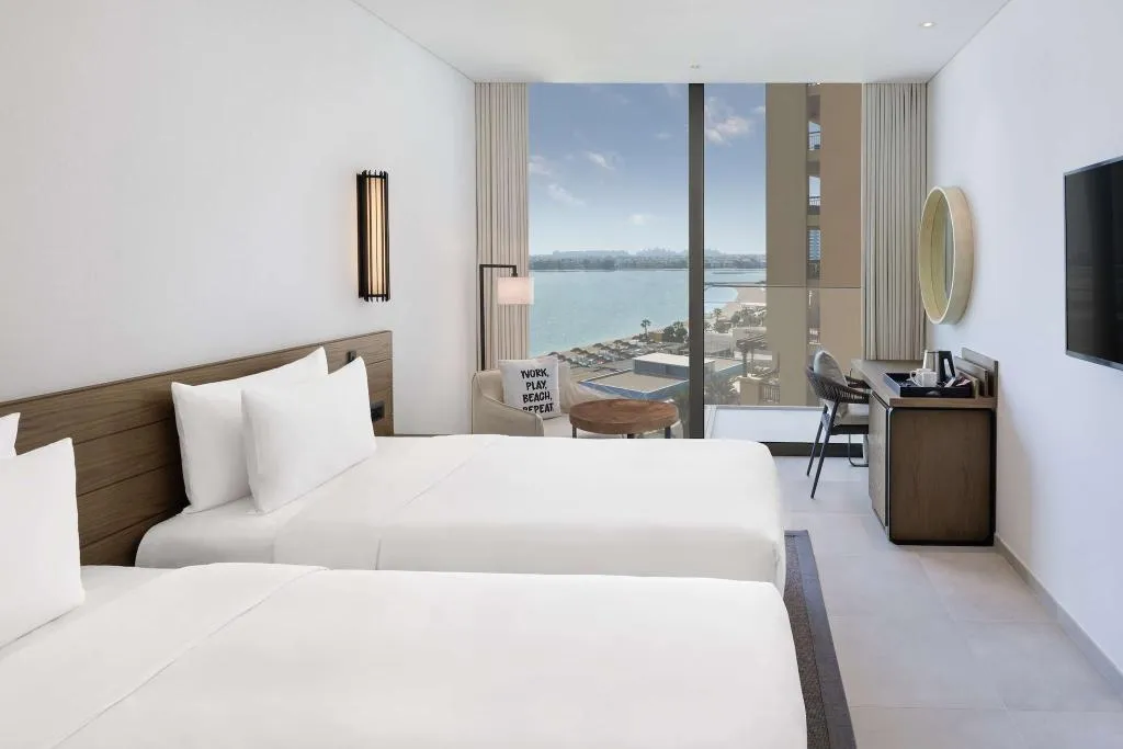 TWIN SUPERIOR Room, Radisson Beach Resort Palm Jumeirah, Dubai