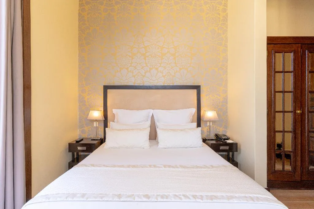 DOUBLE STANDARD Room, Hotel Inglaterra - Charme & Boutique, Lisbon